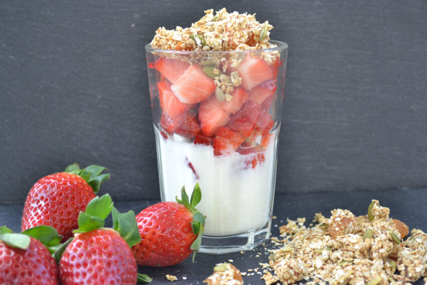 295A-Desayuno-rapido-con-granola-casera_Simple-Blending